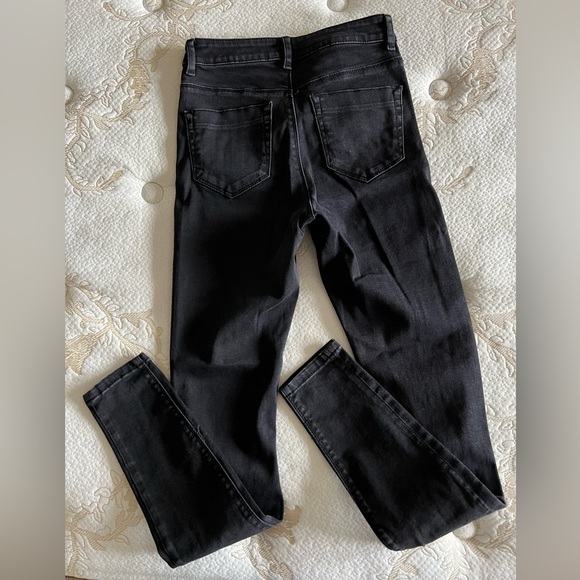 ASOS Glamorous Ripped Knee Denim Jeans - Picture 4 of 5